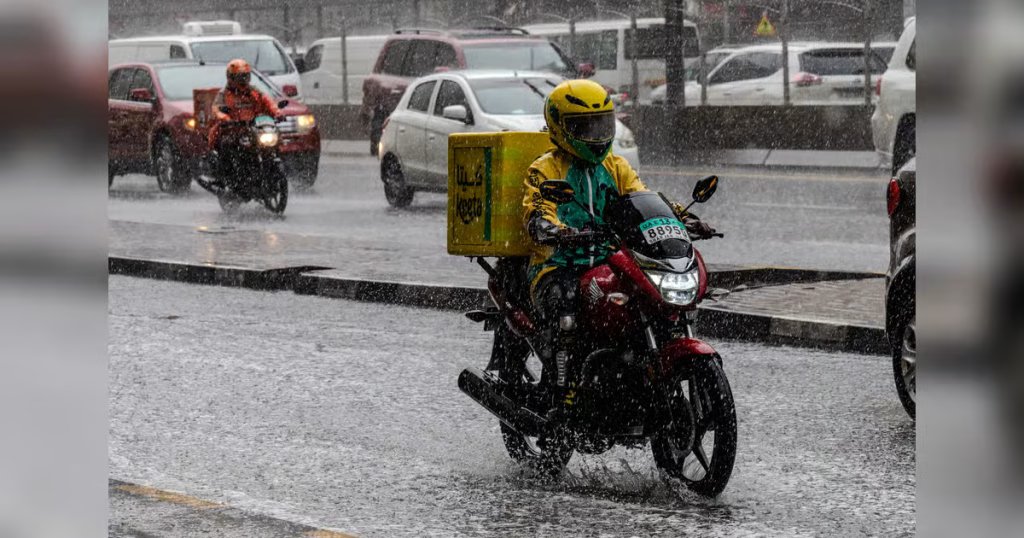 Riders can go offline without consequences during heavy rains, say UAE delivery firms