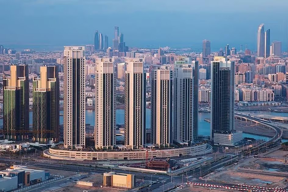 UAE weather tomorrow: Fair to partly cloudy skies; temperature to rise to 40°C in Abu Dhabi