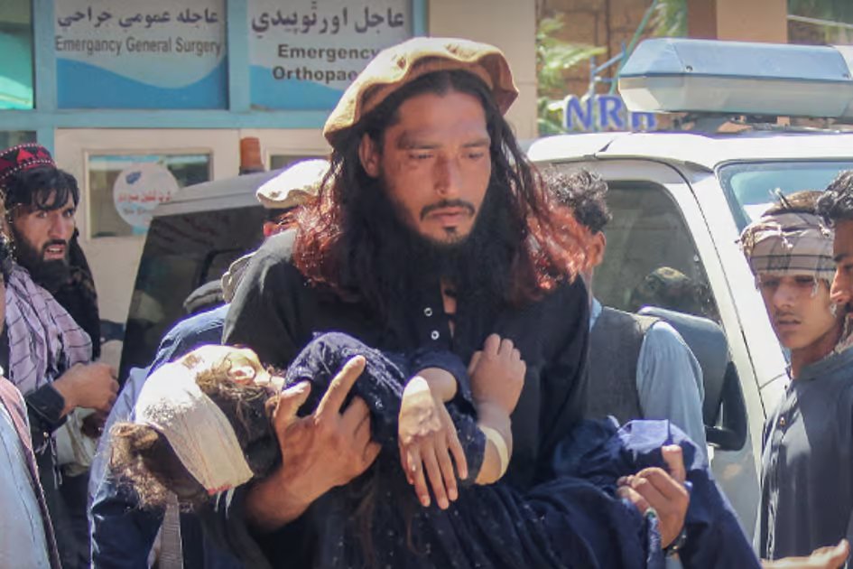 UAE expresses solidarity with Afghanistan after 20 dead in truck accident