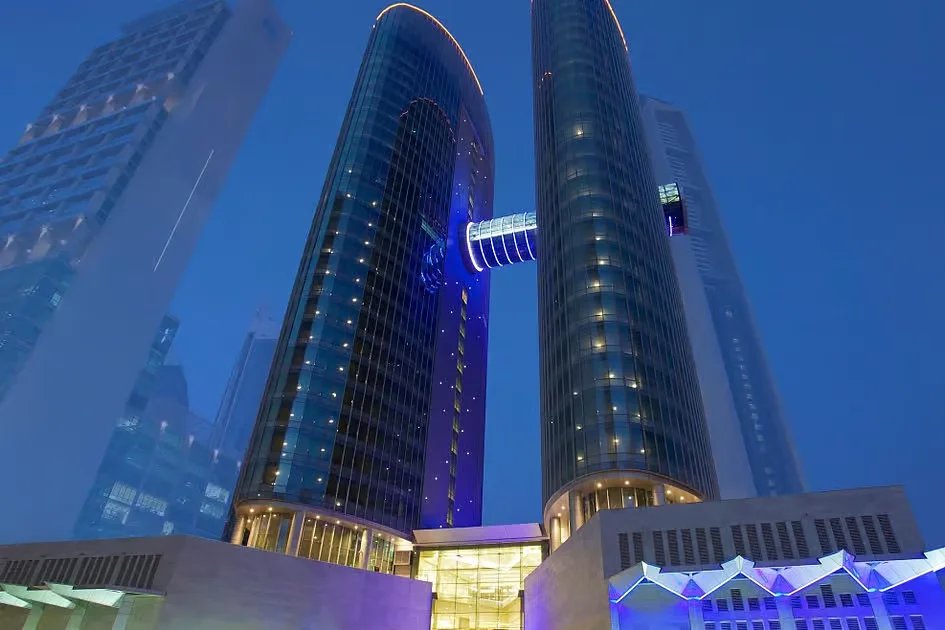 Fire breaks out on top floors of Dubai’s Emirates Financial Towers