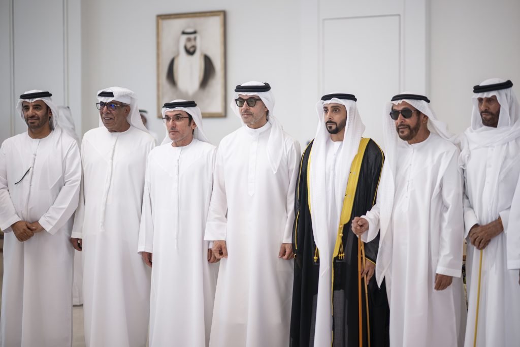 Hazza bin Zayed attends reception for Al Shamsi wedding