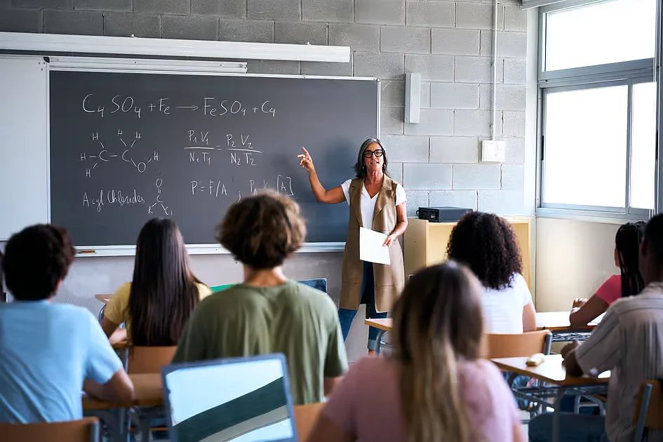 Should UAE schools brace for absences as airfares rise ahead of summer holidays?
