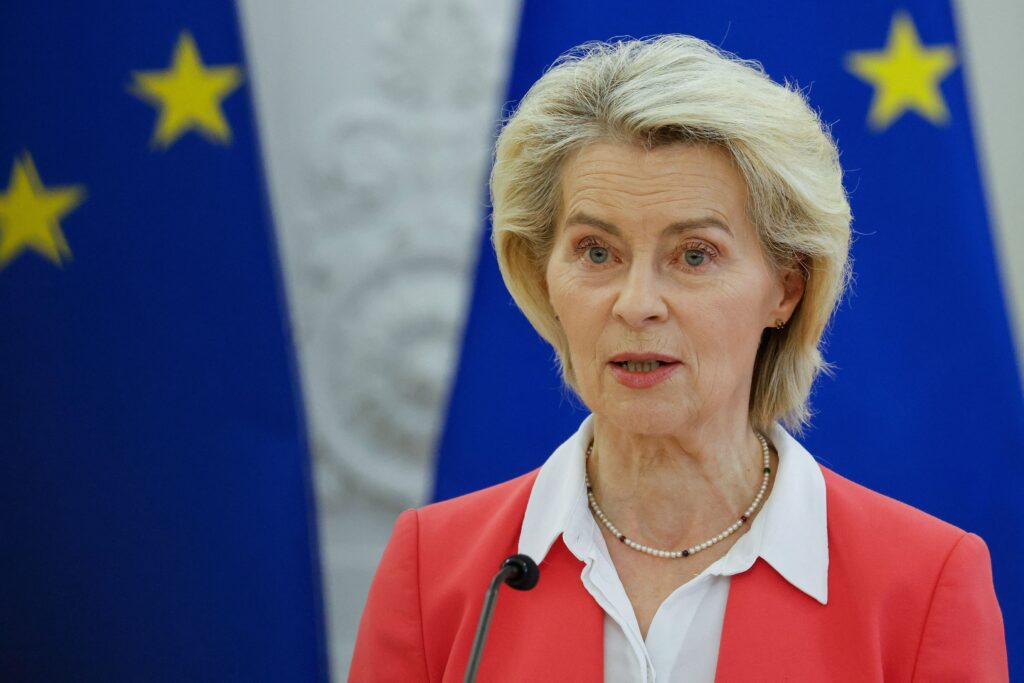 EU moves to restrict children’s access to social media