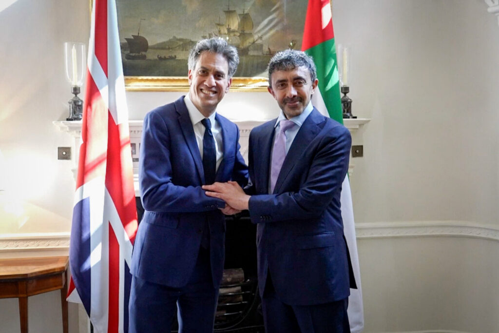 Abdullah bin Zayed meets UK Foreign Secretary in London