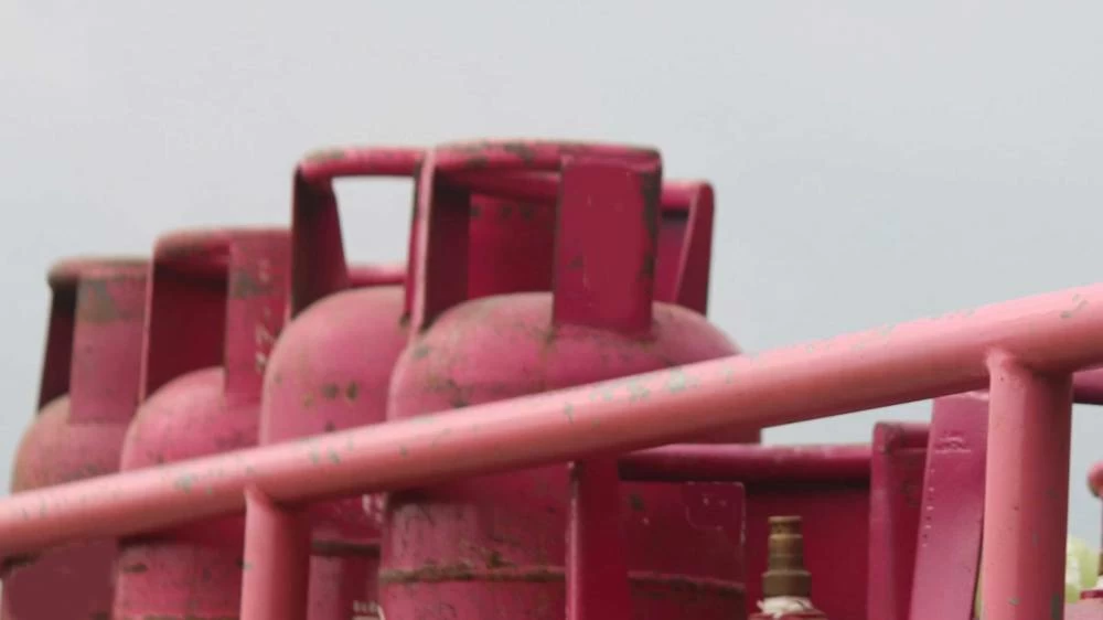 India may charge LPG and natural gas users to fund $42 billion strategic fuel reserves