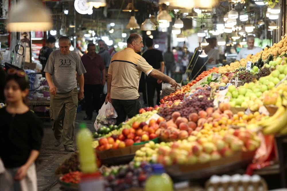 Iran’s rial sinks to record low ahead of new US sanctions