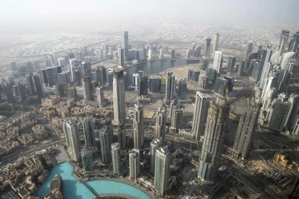 Dubai real estate transactions hit AED2.1 billion in a day