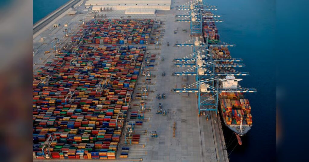 UAE non-oil businesses record fastest growth since 2024
