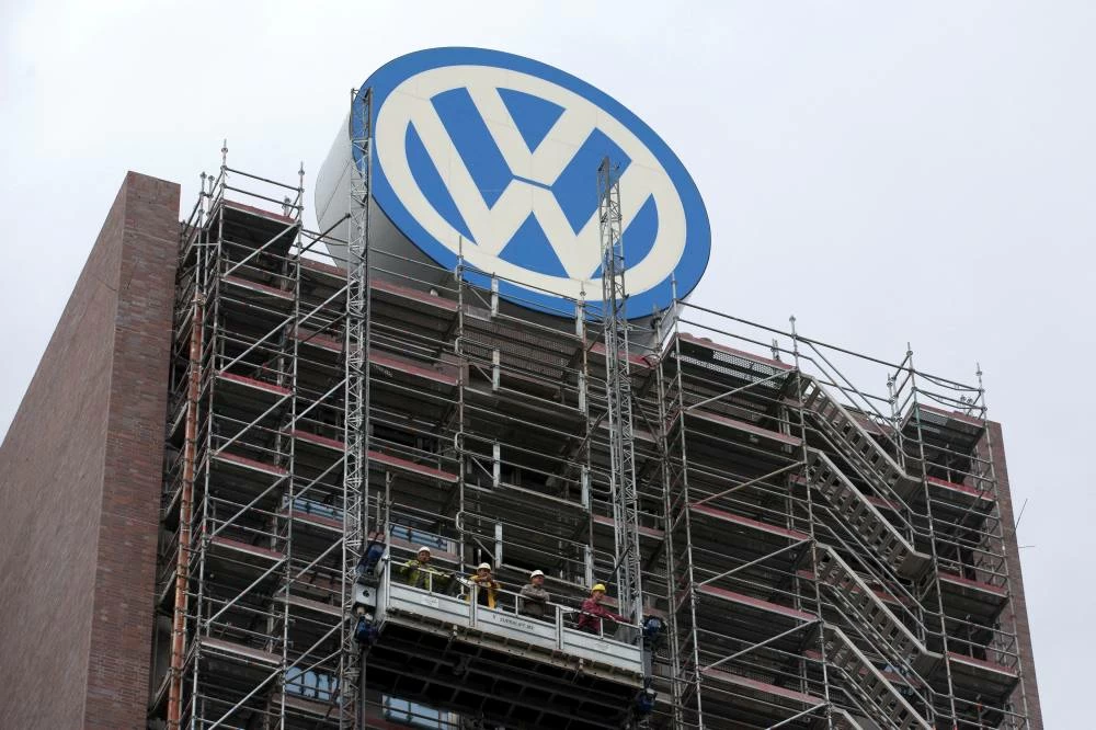Why a longer working week may not fix Volkswagen’s woes: Facts about Germany’s 35-hour week and competitiveness