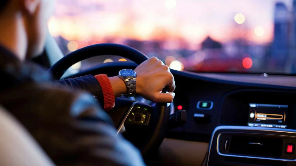 Dubai issues more than 119,000 driving licences in first half of 2026