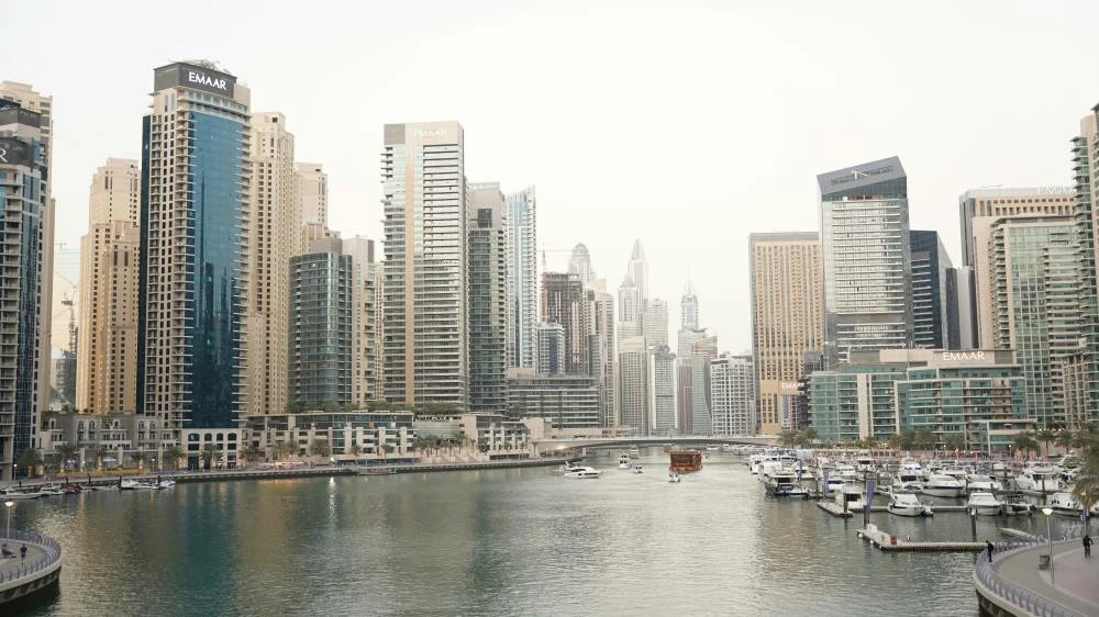 UAE weather forecast: Low-40s heat and fog risk tonight as humidity rises to 90% along the coast