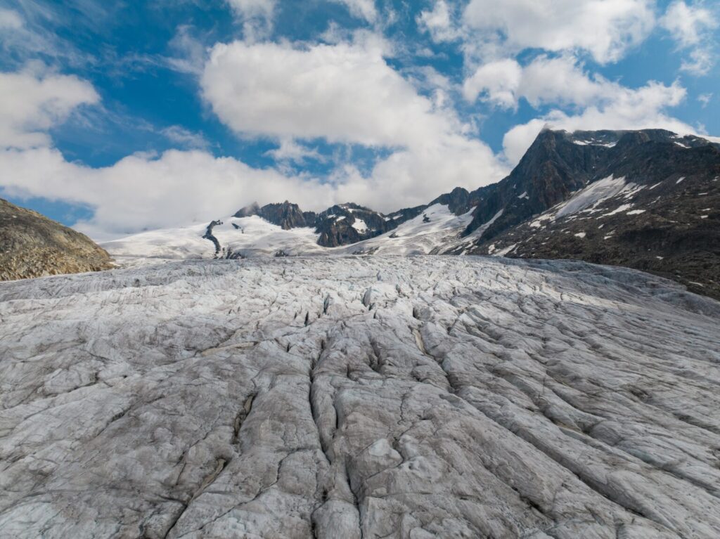 Swiss glaciers lose over 5% of ice volume in 2026